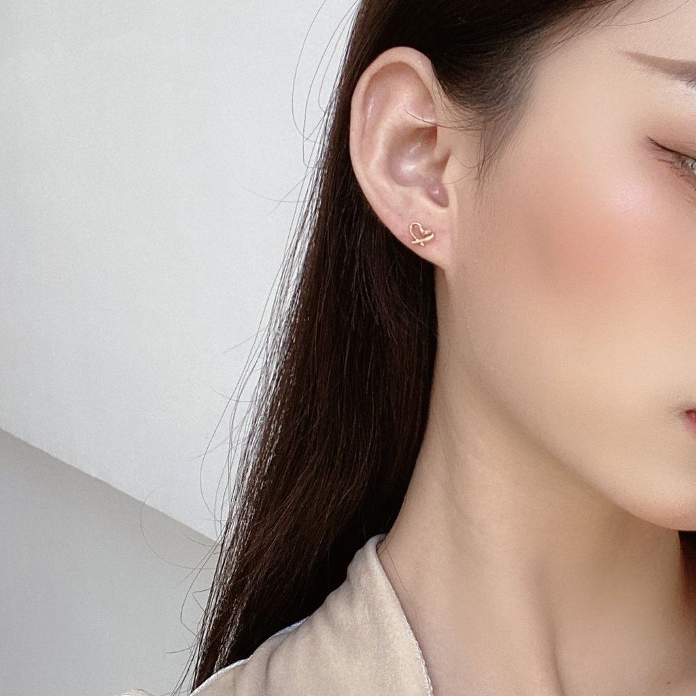 💙💕Last one Wire Heart Stud Earrings - Picture 12 of 15